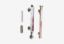 蒸汽伴熱磁翻柱液位計(jì)